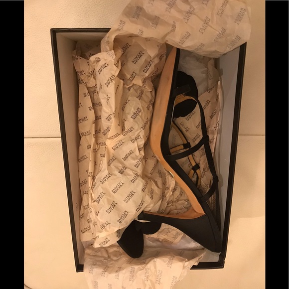 NEW Badgley Mischka Black Satin Shoes - Picture 7 of 10